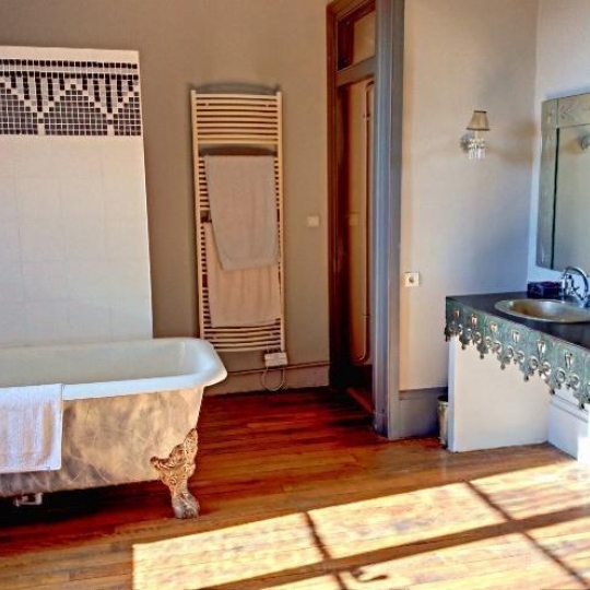  Groupe ESR PROM-S : Domain / Estate | COGNY (69640) | 550 m2 | 1 290 000 € 