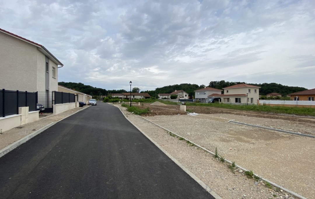 Groupe ESR PROM-S : Terrain | GENAS (69740) | 0 m2 | 240 000 € 